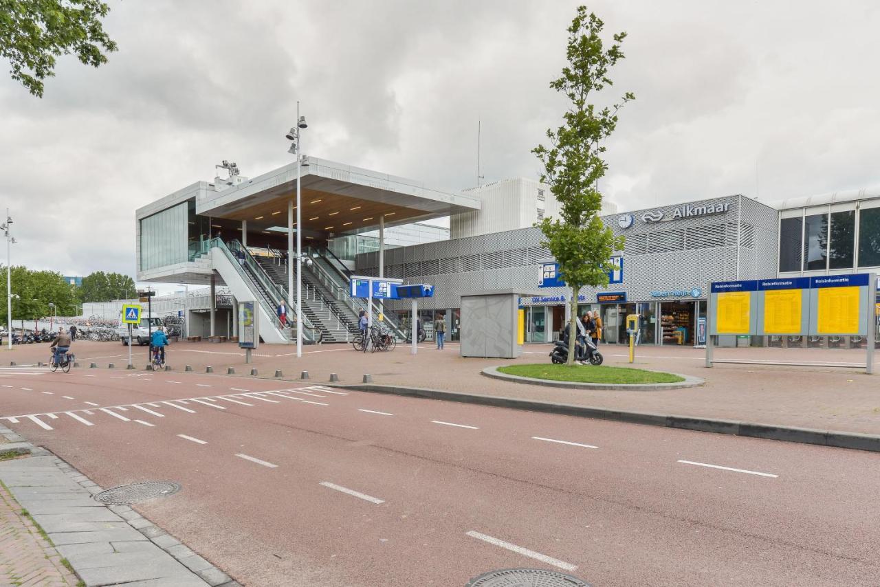 Large Family House Near Station, A'Dam And Bergen Apartamento Alkmaar Exterior foto